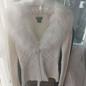 Beautiful party top with faux fur neckline